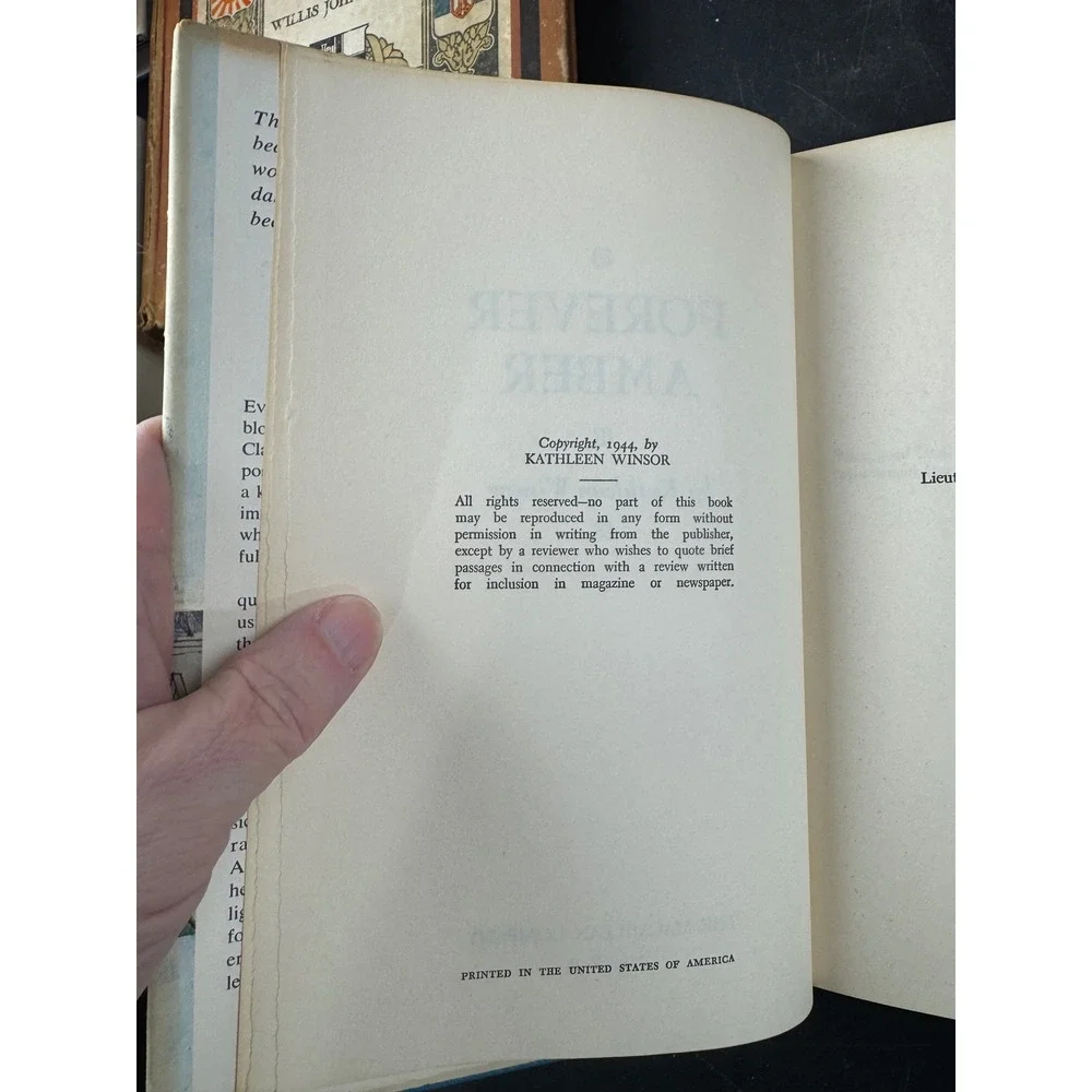 Forever Amber Kathleen Winsor 1944 Book Club Edition Hardcover Vintage‎ Fiction